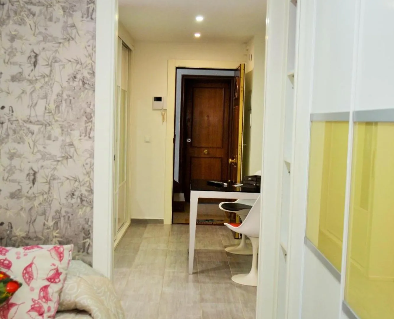 Centro Suites Vialia Málaga Lägenhet